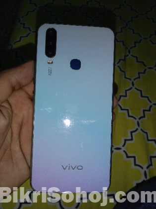 Vivo y17